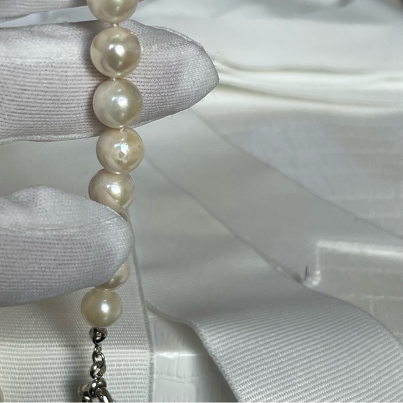 Akoya 18” Pearl Necklace - Picture 8 of 12